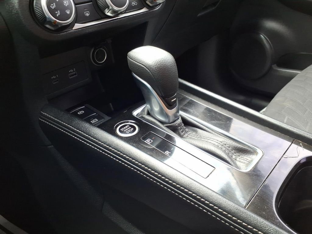 Used 2024 Nissan Kicks SV image 19