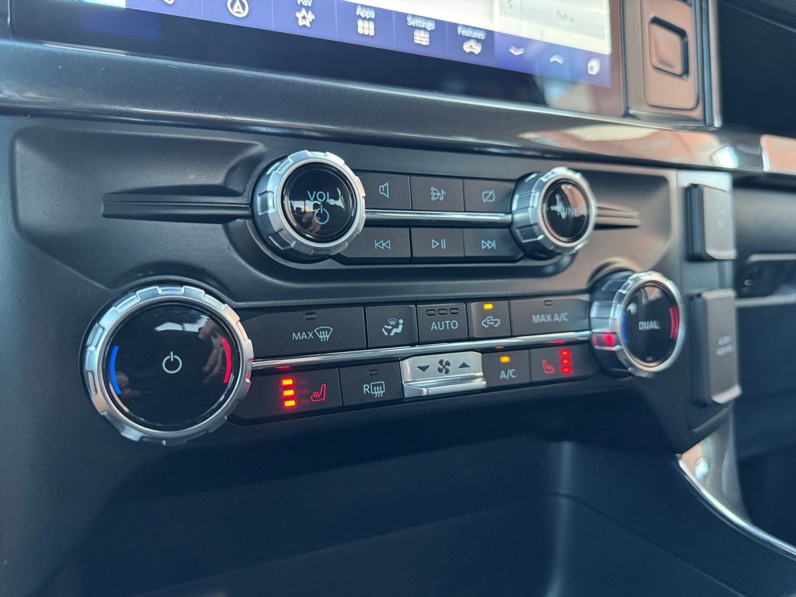 Certified 2023 Ford F150 XLT w/ Equipment Group 302A High image 20