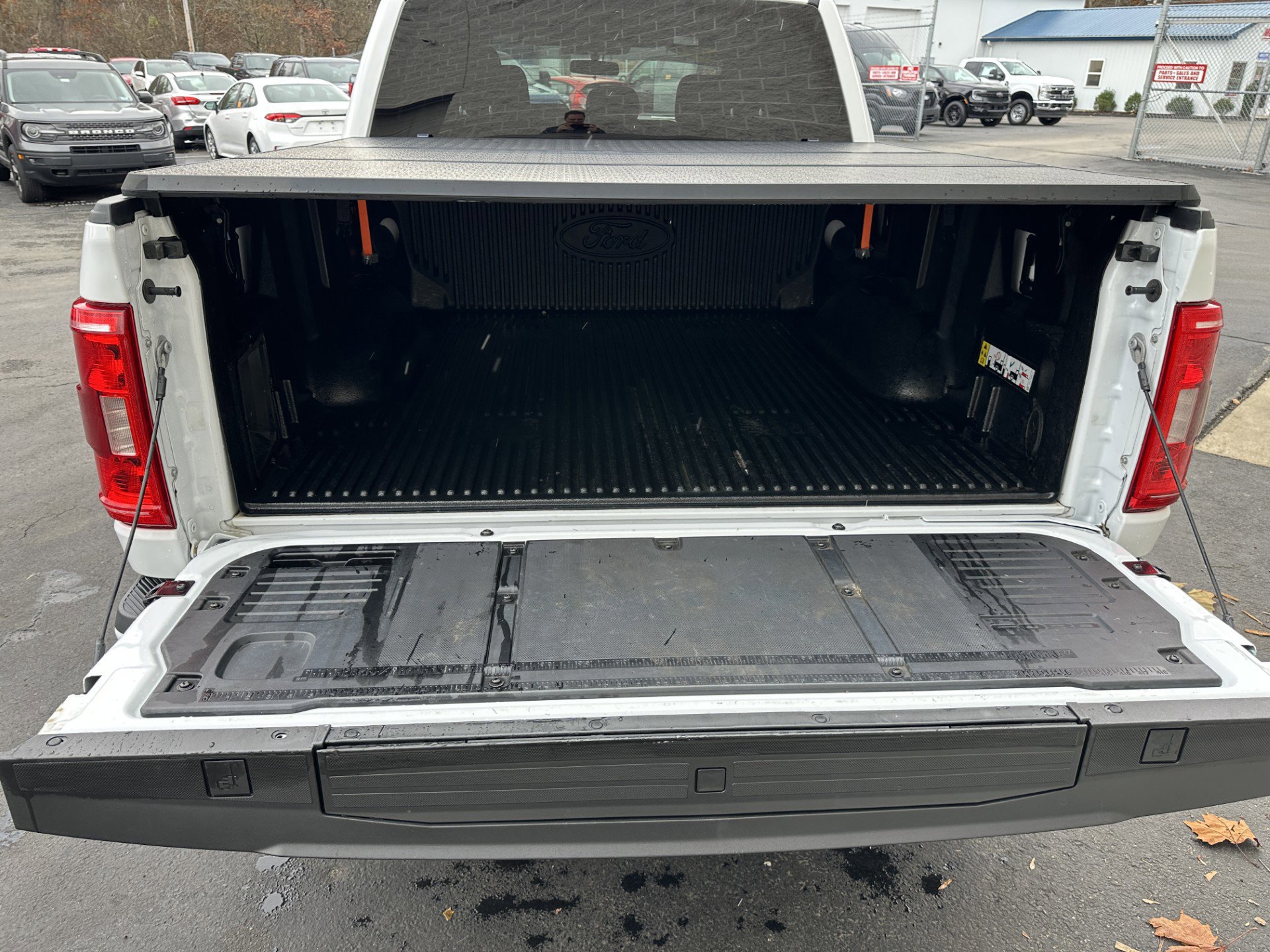 Certified 2022 Ford F150 XLT w/ Equipment Group 302A High image 8