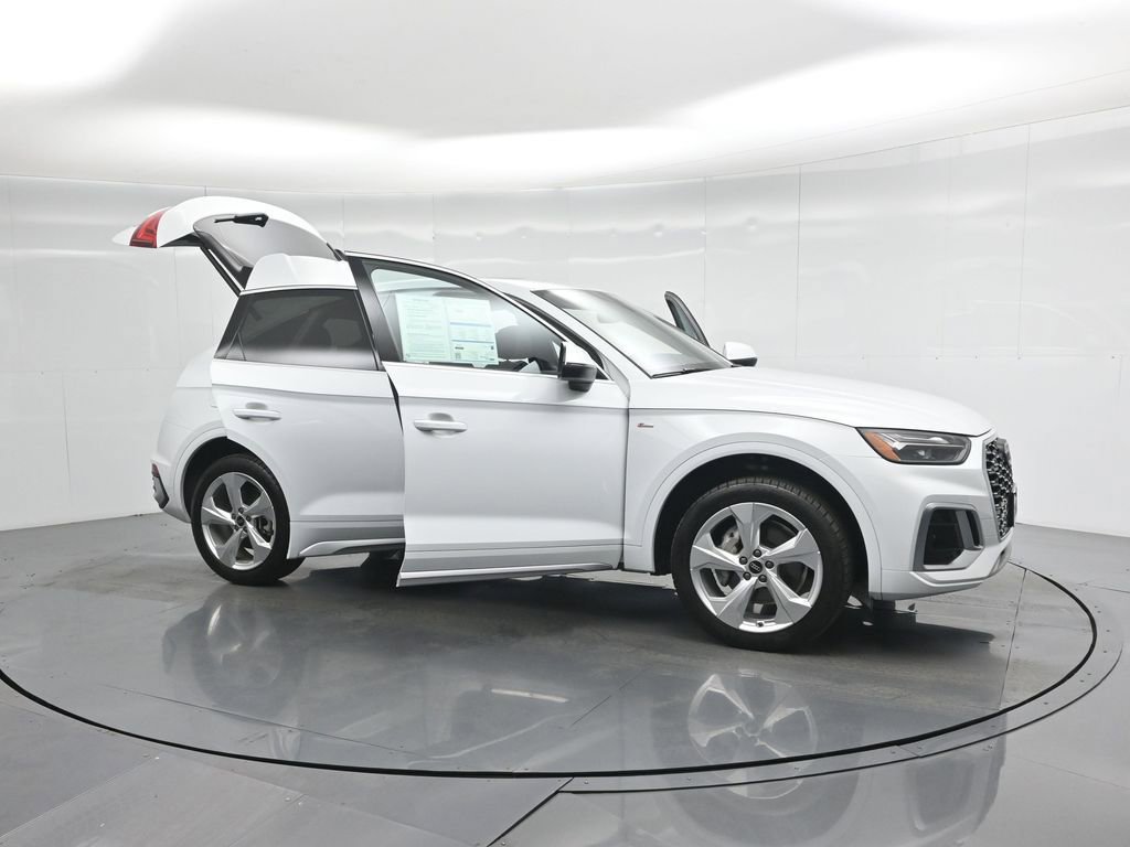 Used 2023 Audi Q5 2.0T Premium Plus w/ Premium Plus Package image 34
