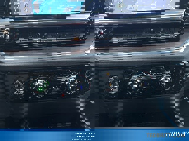 Used 2022 GMC Sierra 1500 SLT w/ SLT Convenience Package image 35