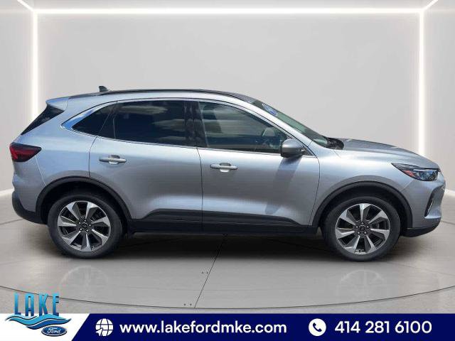 Certified 2023 Ford Escape Platinum AWD/4WD image 11