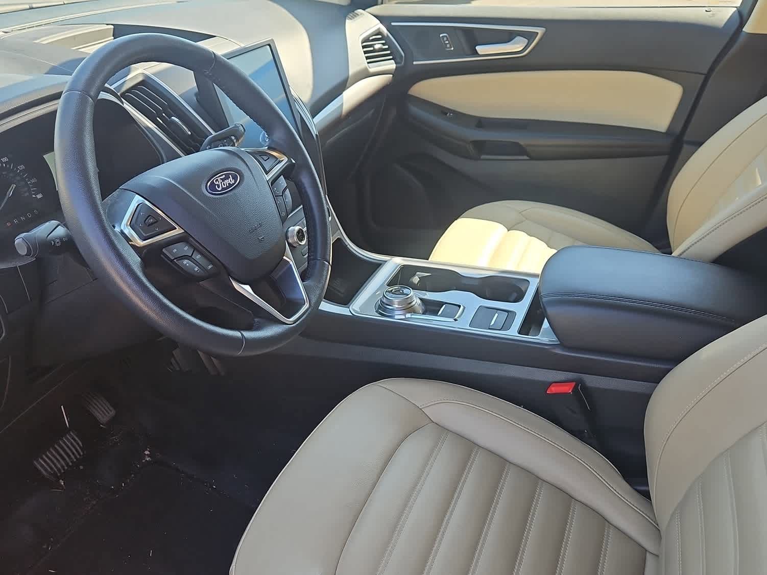 Certified 2024 Ford Edge SEL w/ Convenience Package AWD/4WD image 14