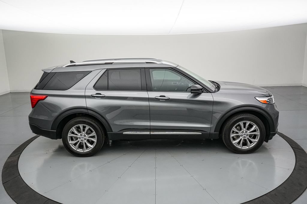 Certified 2024 Ford Explorer Limited w/ Equipment Group 301A AWD/4WD image 3