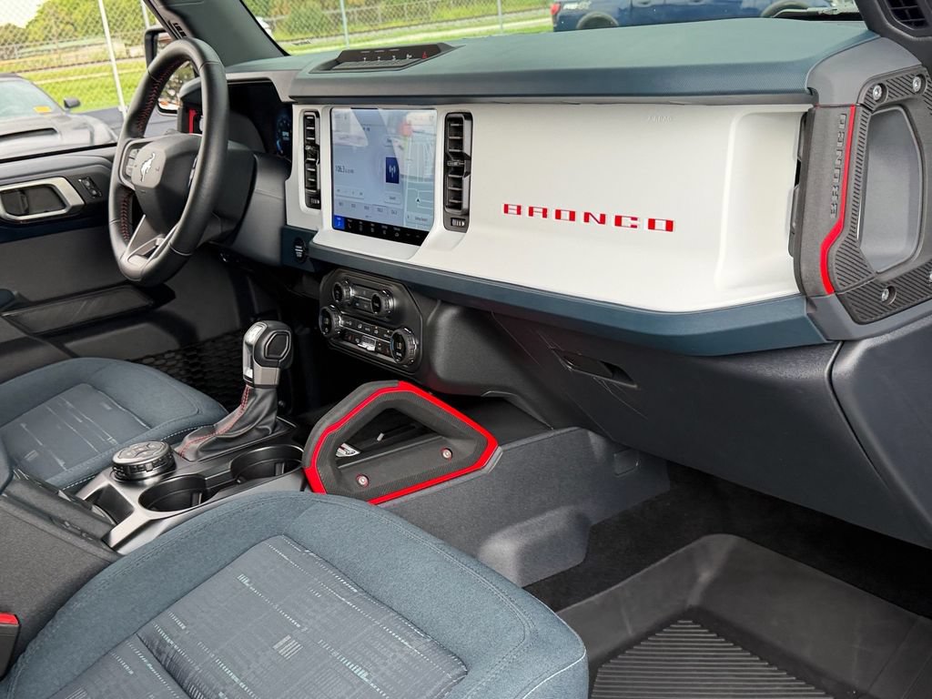Certified 2026 Ford Bronco Heritage Edition AWD/4WD image 15