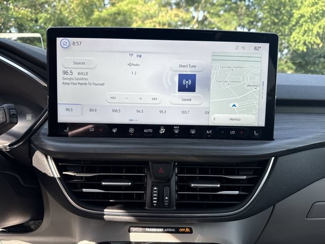 Certified 2023 Ford Escape SE w/ PHEV Premium Package FWD image 16