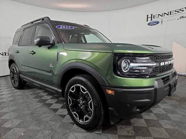 Certified 2025 Ford Bronco Sport Outer Banks w/ Outer Banks Tech Package+ image 3