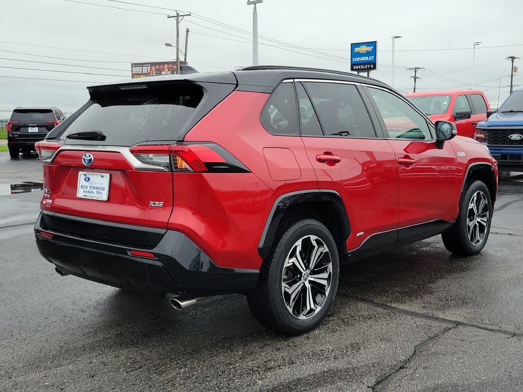 Used 2021 Toyota RAV4 XSE w/ Weather Package AWD/4WD image 4