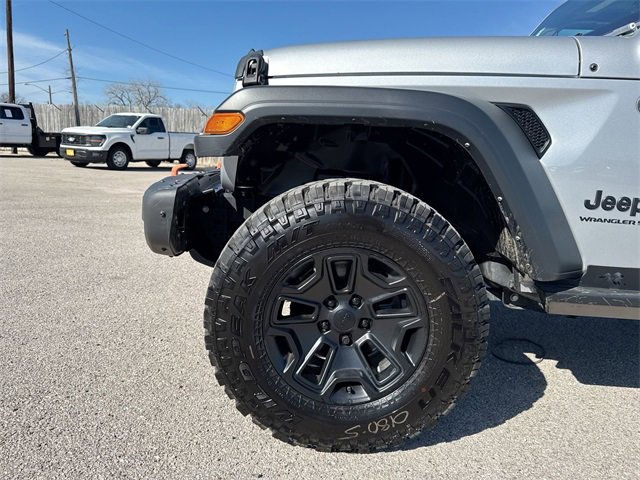 Used 2024 Jeep Wrangler Sport image 23