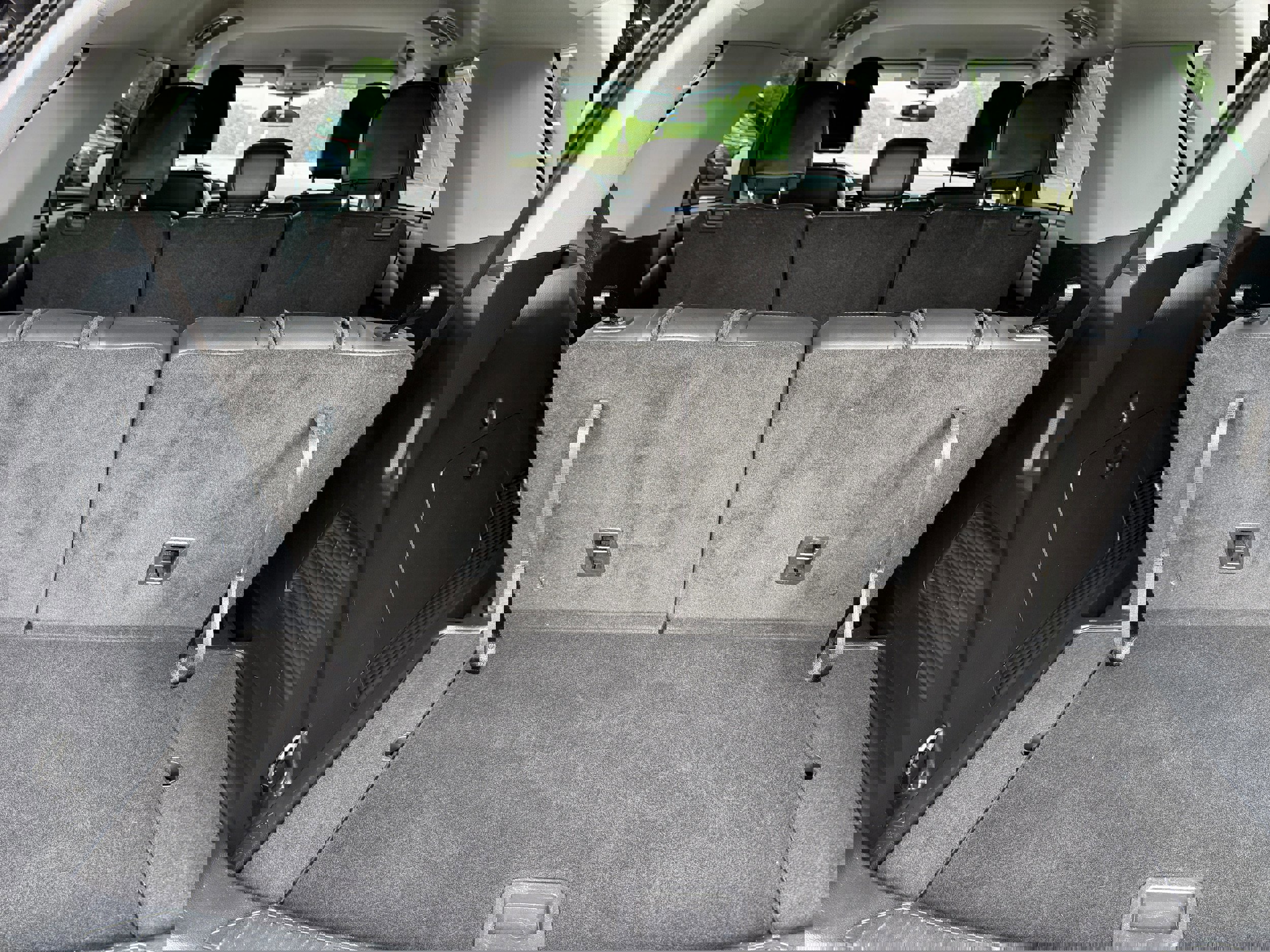 Certified 2023 Ford Explorer XLT w/ Equipment Group 202A image 10