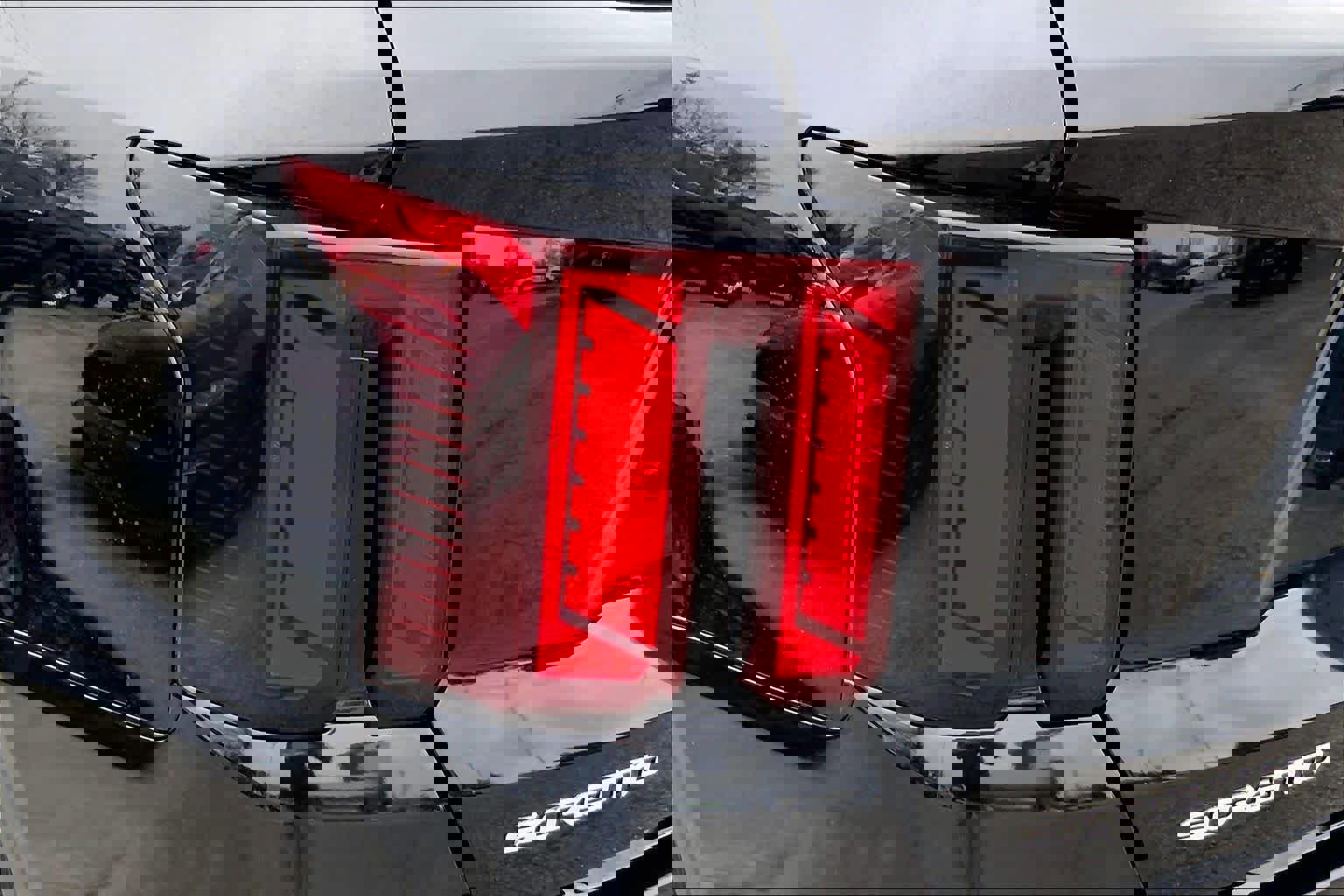 Used 2024 Kia Sorento S image 24