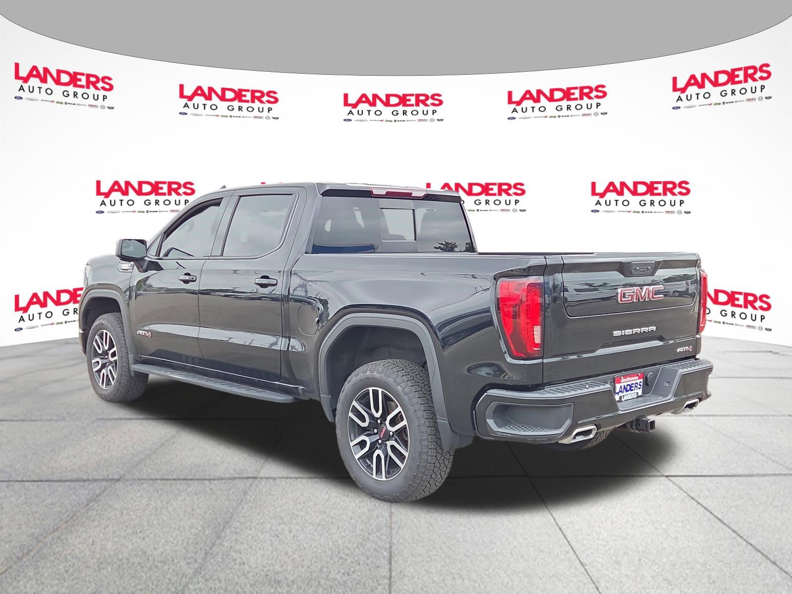 Used 2022 GMC Sierra 1500 AT4 w/ AT4 Preferred Package AWD/4WD image 5