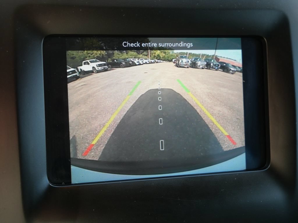 Used 2020 Jeep Cherokee Latitude w/ Safety Group AWD/4WD image 25