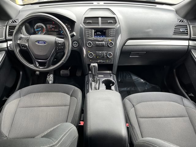 Certified 2018 Ford Explorer XLT image 17