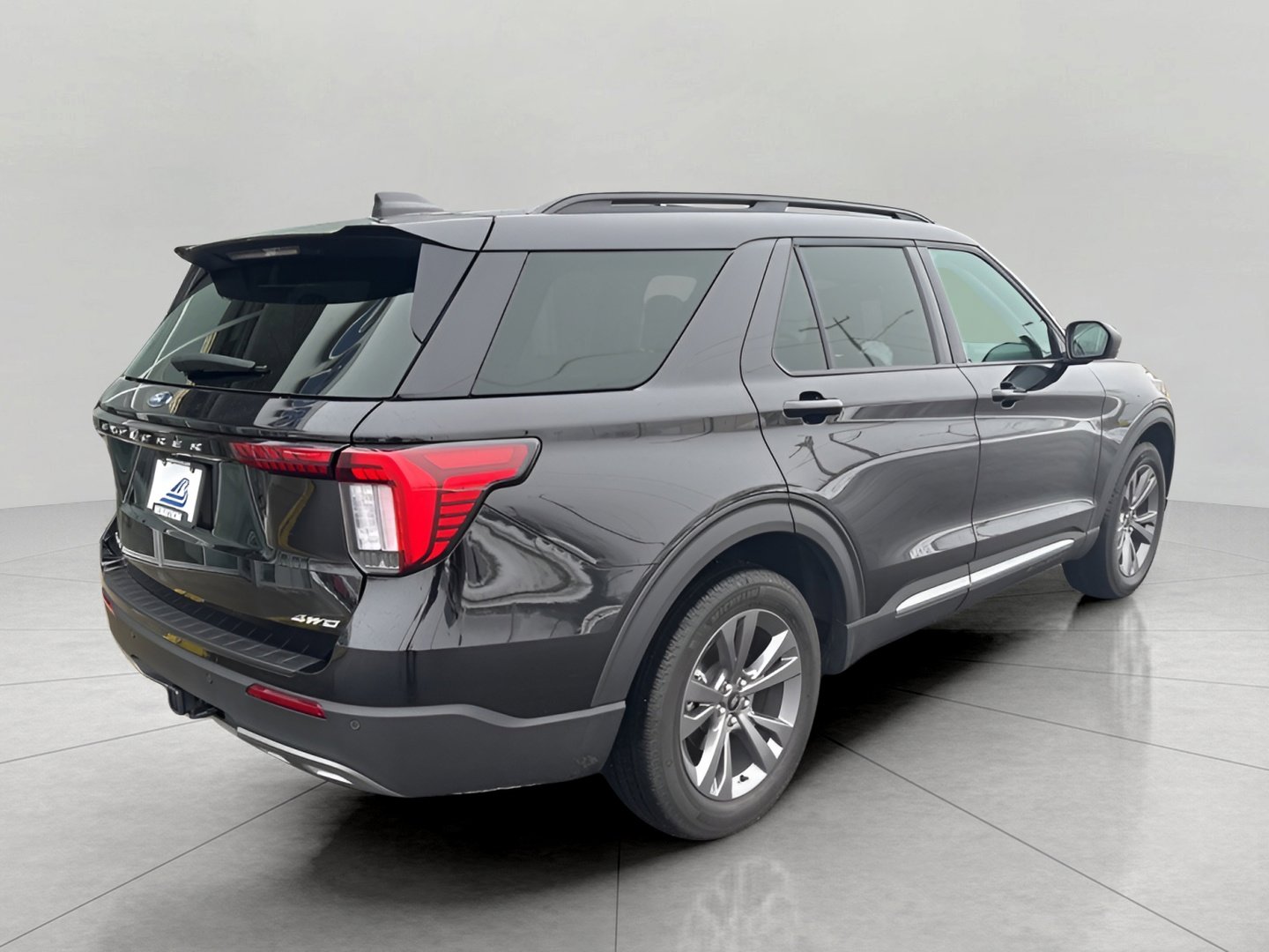 Certified 2025 Ford Explorer Active w/ Active Comfort Package image 20