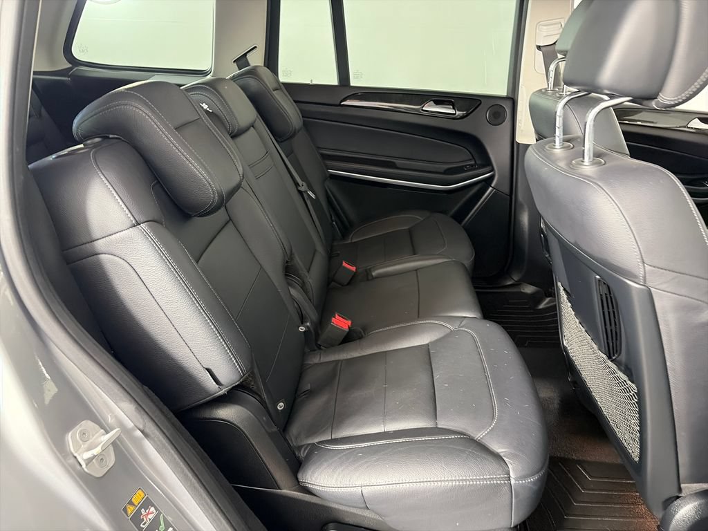 Used 2017 Mercedes-Benz GLS 550 4MATIC image 29