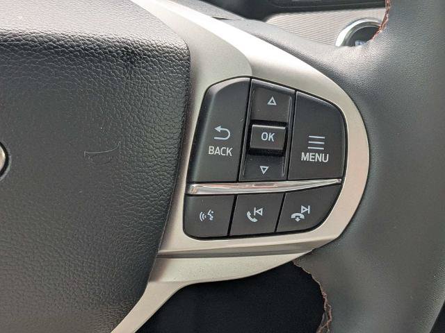 Certified 2026 Ford Explorer Active RWD image 30