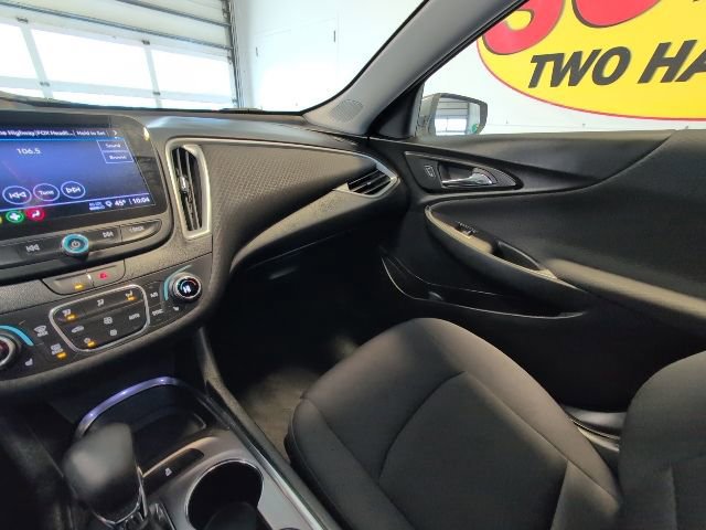 Used 2023 Chevrolet Malibu LT image 27