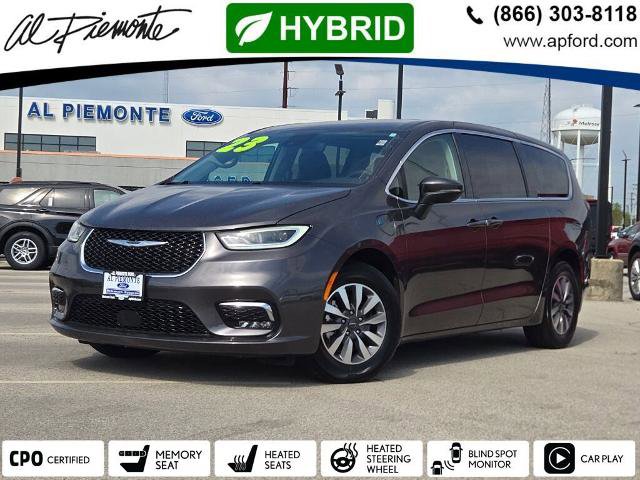 Used 2023 Chrysler Pacifica Touring-L