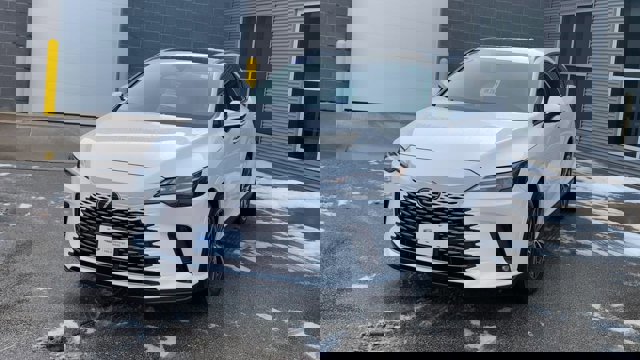 Used 2024 Lexus RX 350 Premium w/ Convenience Package image 5