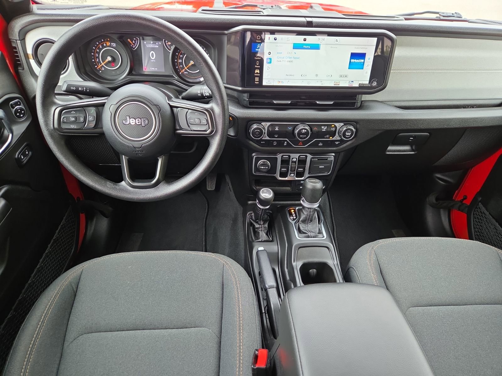 Used 2025 Jeep Gladiator Sport image 11