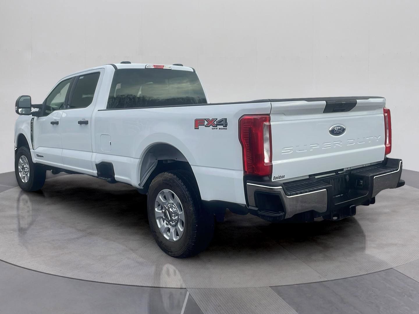 Certified 2024 Ford F250 XLT AWD/4WD image 3