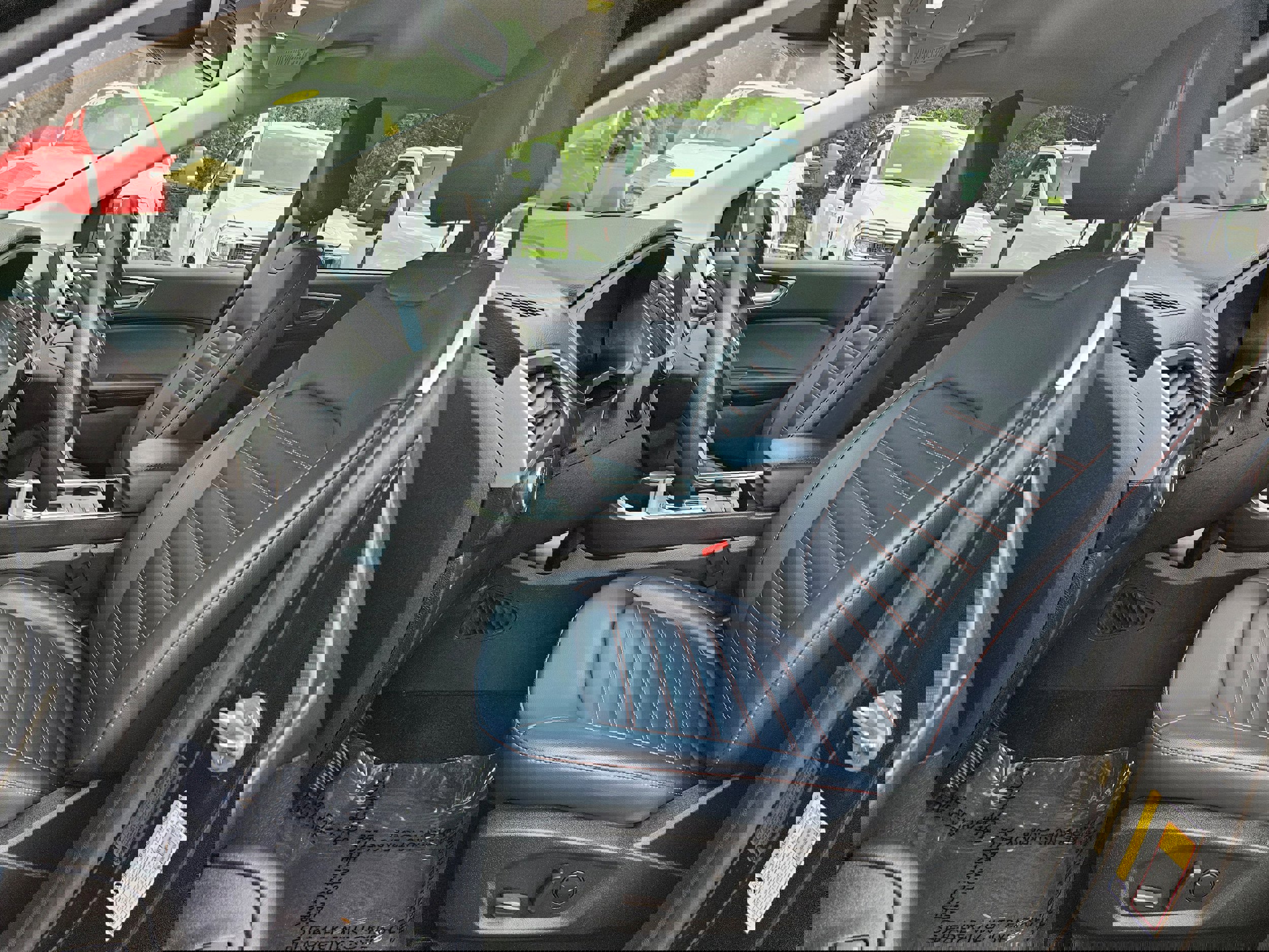 Certified 2022 Ford Edge SEL w/ Sport Appearance Package image 16