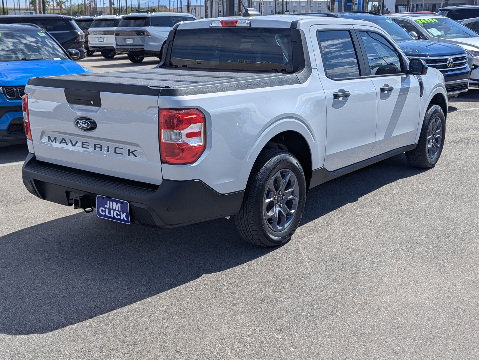 Certified 2022 Ford Maverick XL FWD image 2