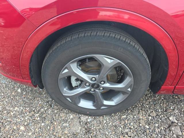 Certified 2023 Ford Escape ST-Line AWD/4WD image 5