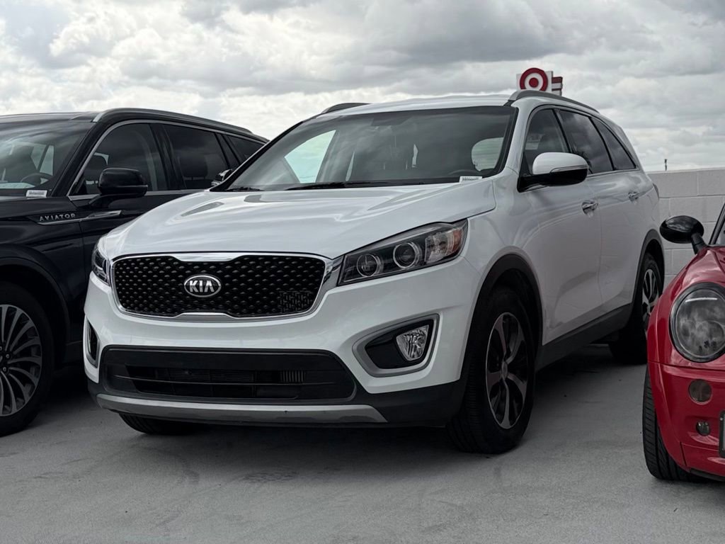 Used 2017 Kia Sorento EX FWD image 3