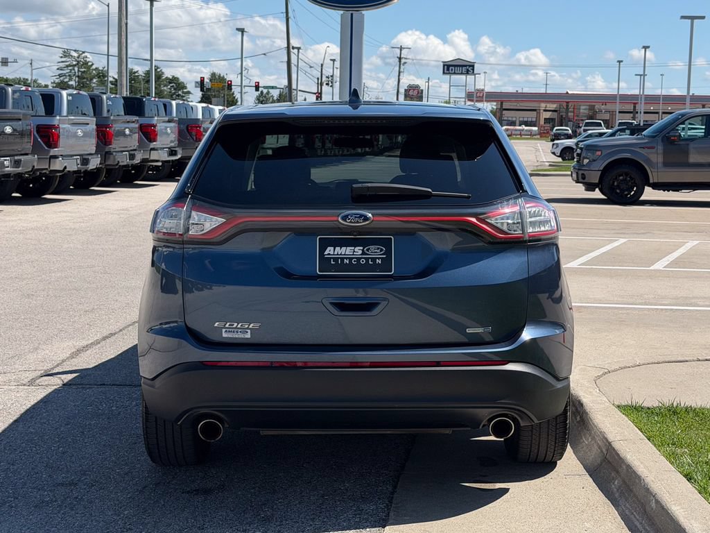 Certified 2018 Ford Edge SE AWD/4WD image 5