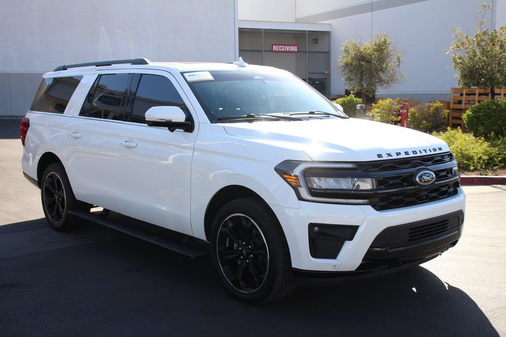 Certified 2023 Ford Expedition Max Limited AWD/4WD image 11
