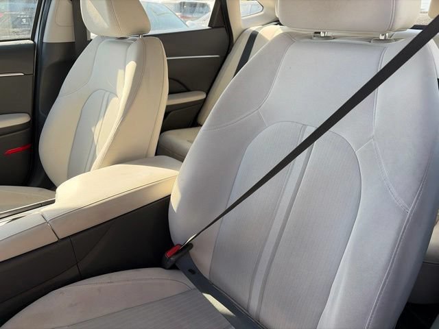 Used 2025 Hyundai Sonata SEL FWD image 13