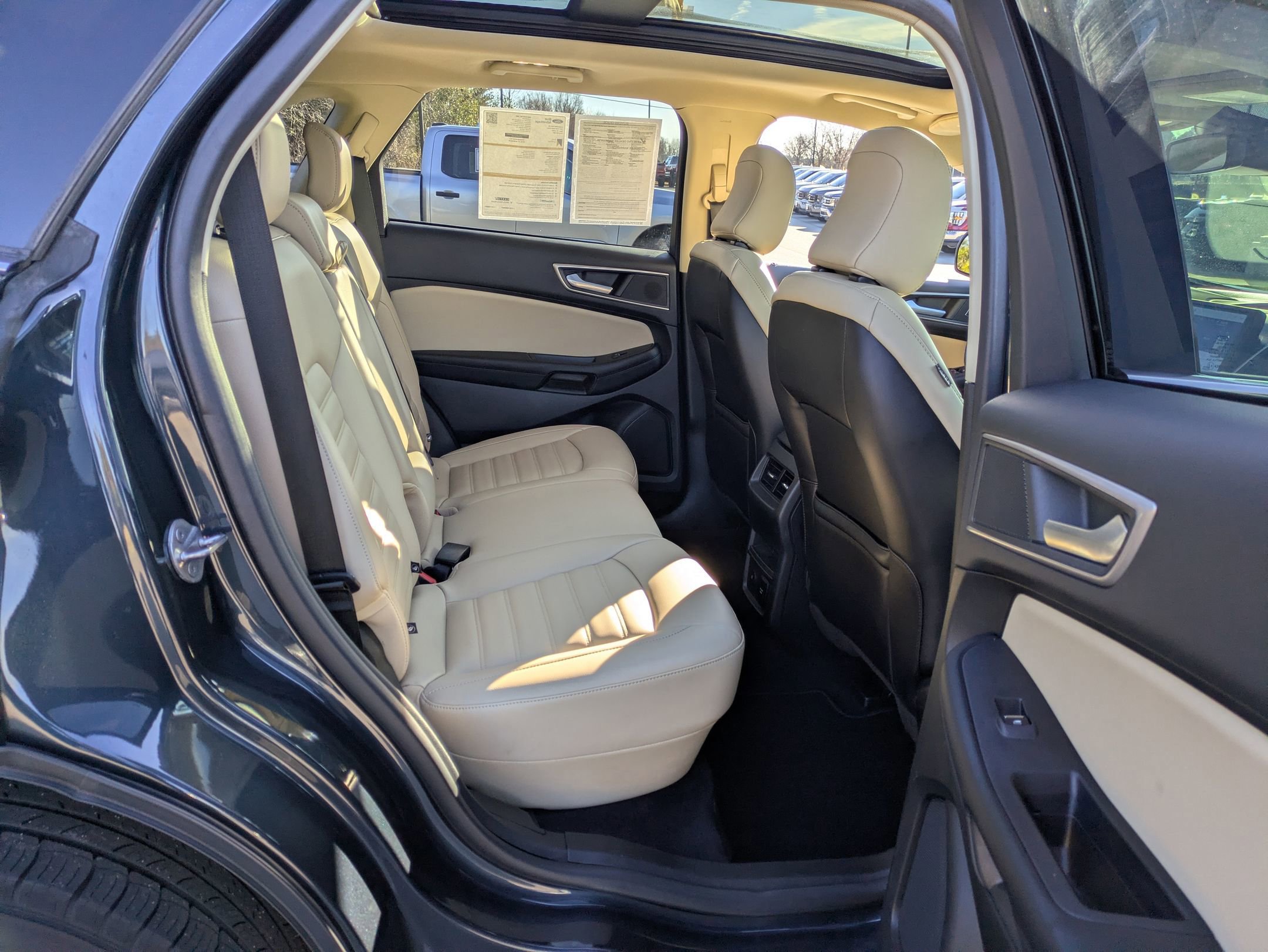 Certified 2022 Ford Edge SEL w/ Convenience Package image 37