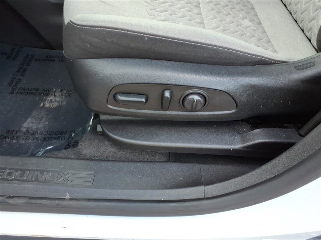 Used 2023 Chevrolet Equinox LT image 12