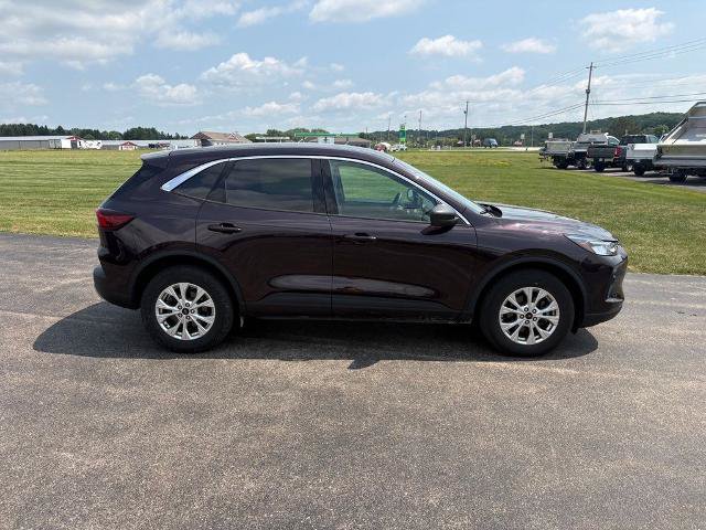 Certified 2023 Ford Escape Active AWD/4WD image 7