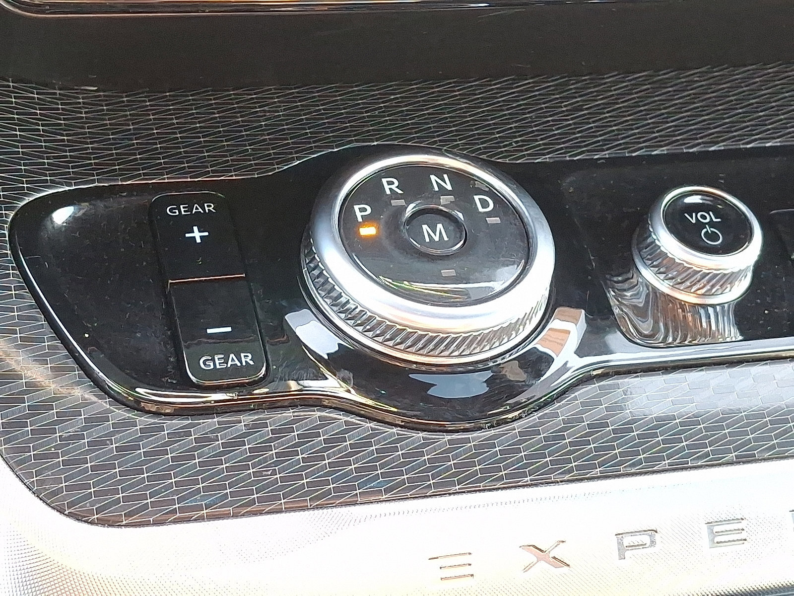 Certified 2025 Ford Expedition Platinum w/ Stealth Appearance Package image 16