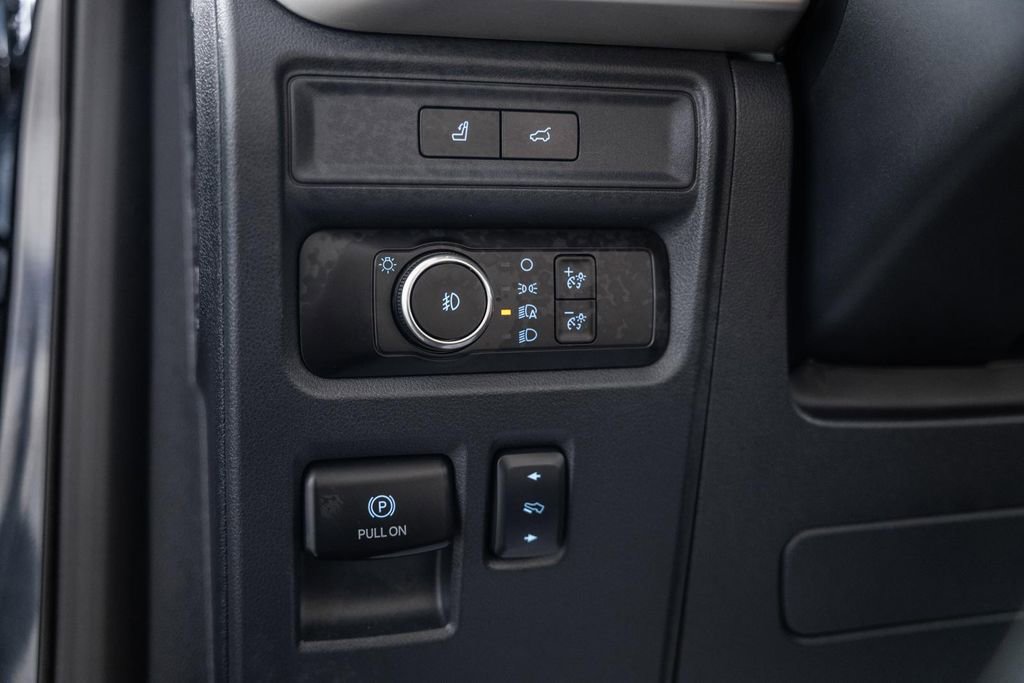 Certified 2023 Ford Expedition Max XLT image 50