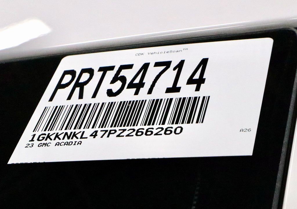 Used 2023 GMC Acadia SLE image 32