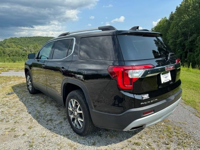 Used 2023 GMC Acadia SLT AWD/4WD image 4