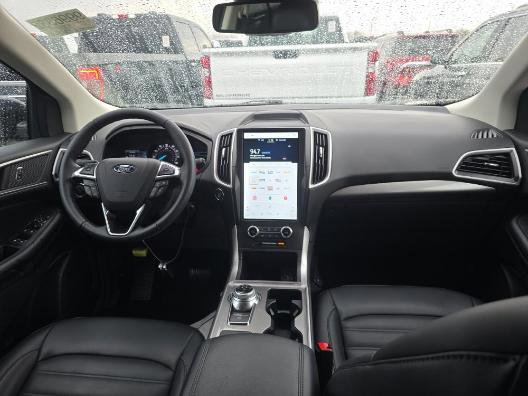 Certified 2024 Ford Edge SEL w/ Convenience Package AWD/4WD image 4