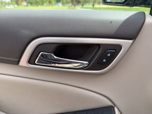 Used 2020 GMC Yukon Denali w/ Open Road Package AWD/4WD image 29
