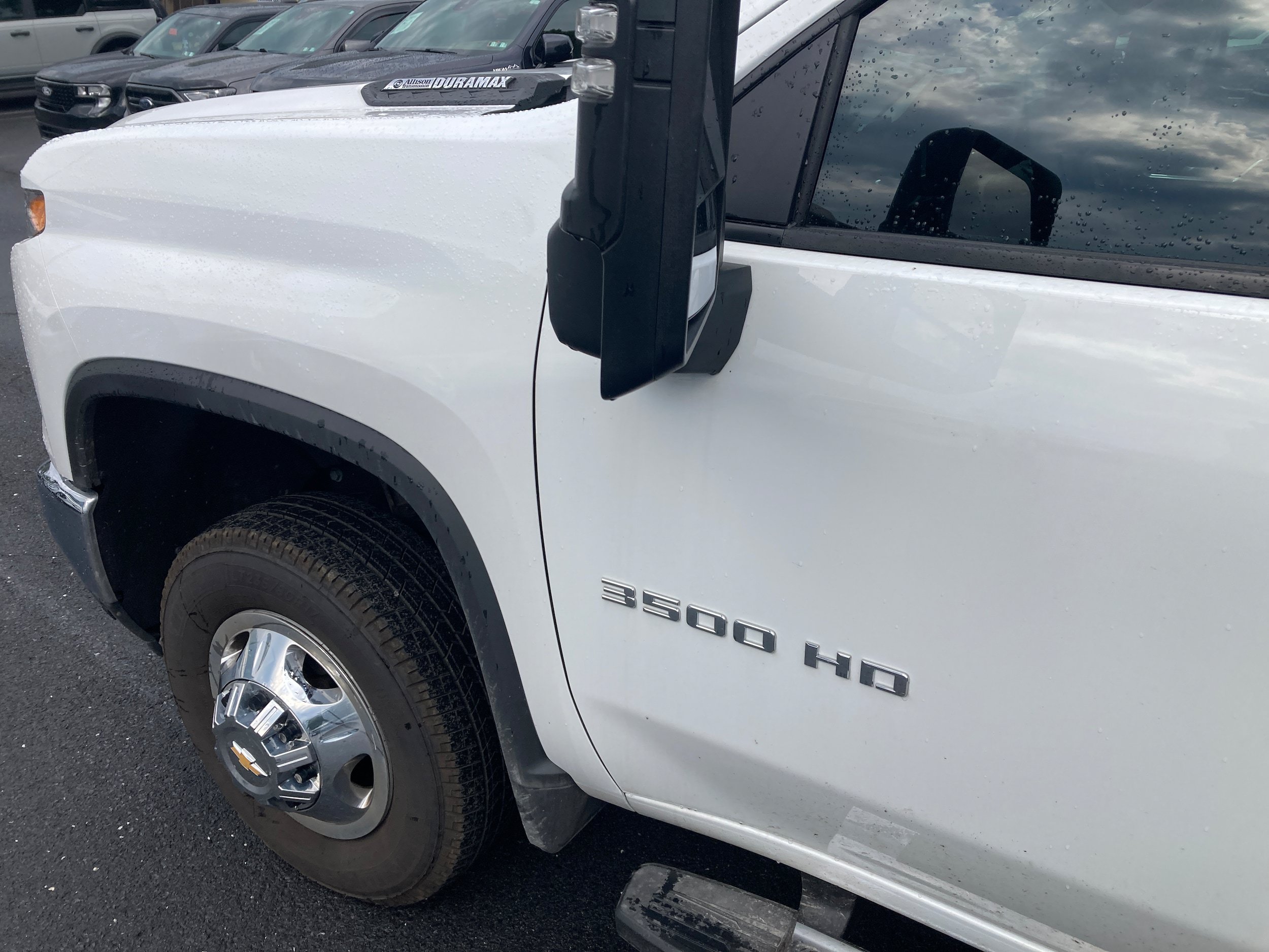 Used 2026 Chevrolet Silverado 3500 LT AWD/4WD image 7