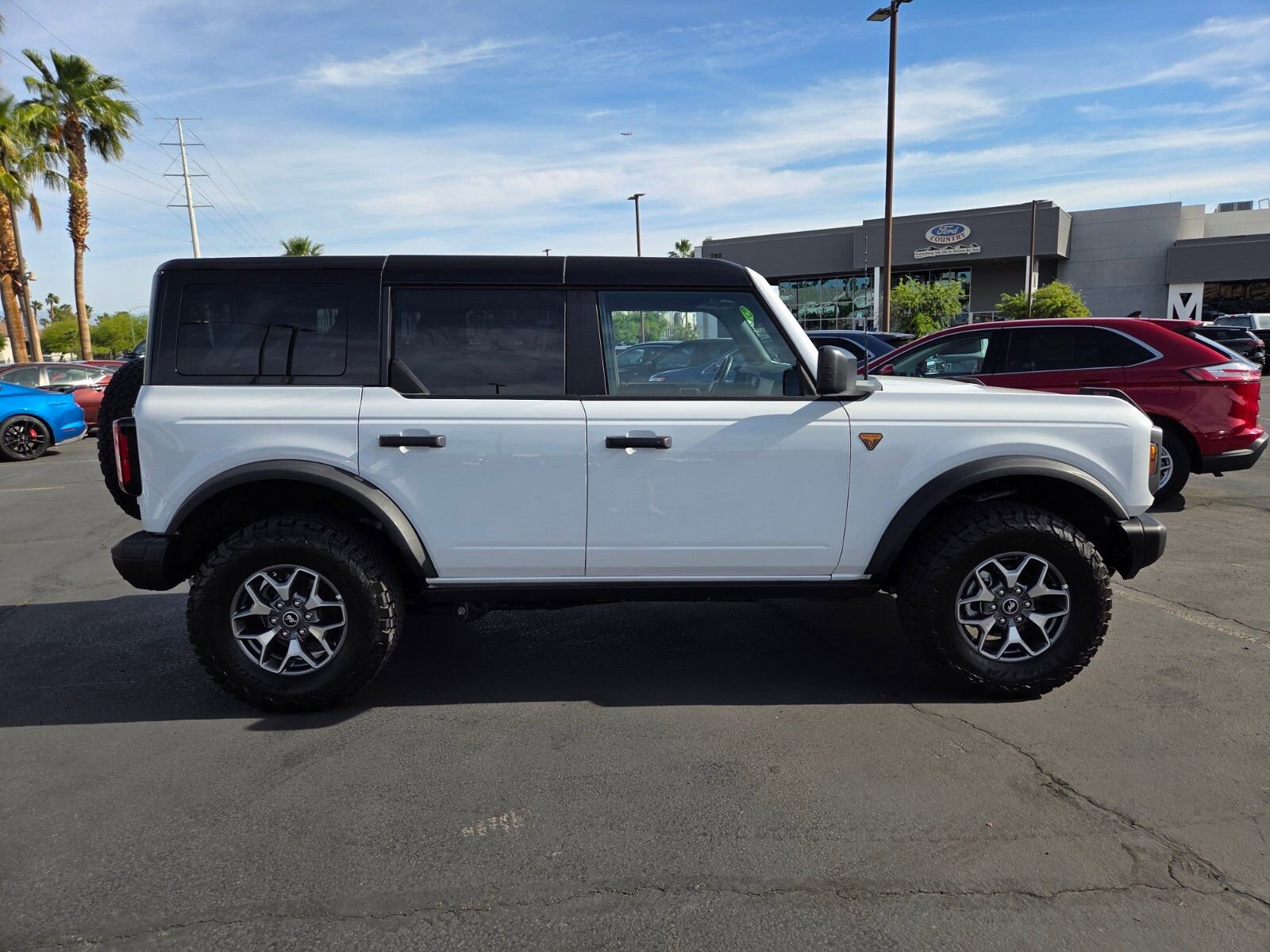 Certified 2025 Ford Bronco Badlands AWD/4WD image 7