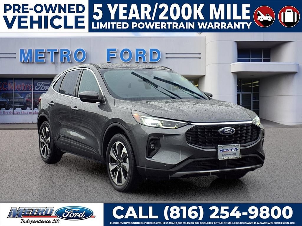 Certified 2025 Ford Escape Platinum w/ Premium Technology Package AWD/4WD image 1