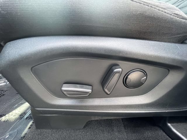 Certified 2021 Ford Explorer XLT RWD image 10