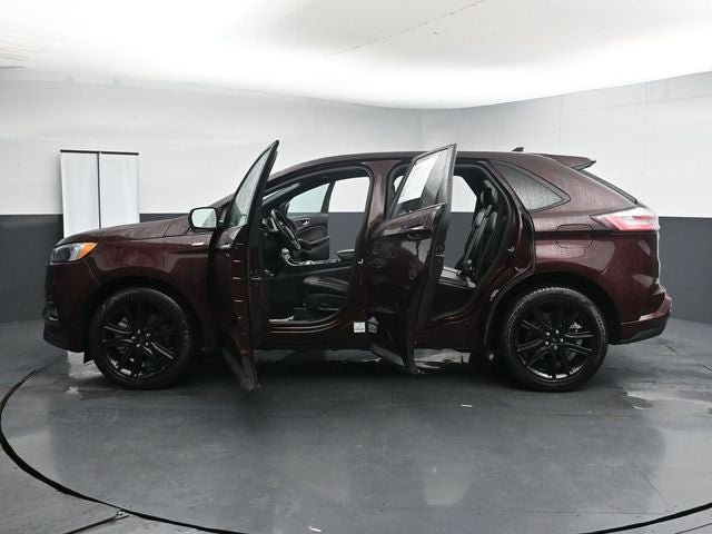 Certified 2024 Ford Edge ST-Line AWD/4WD image 40