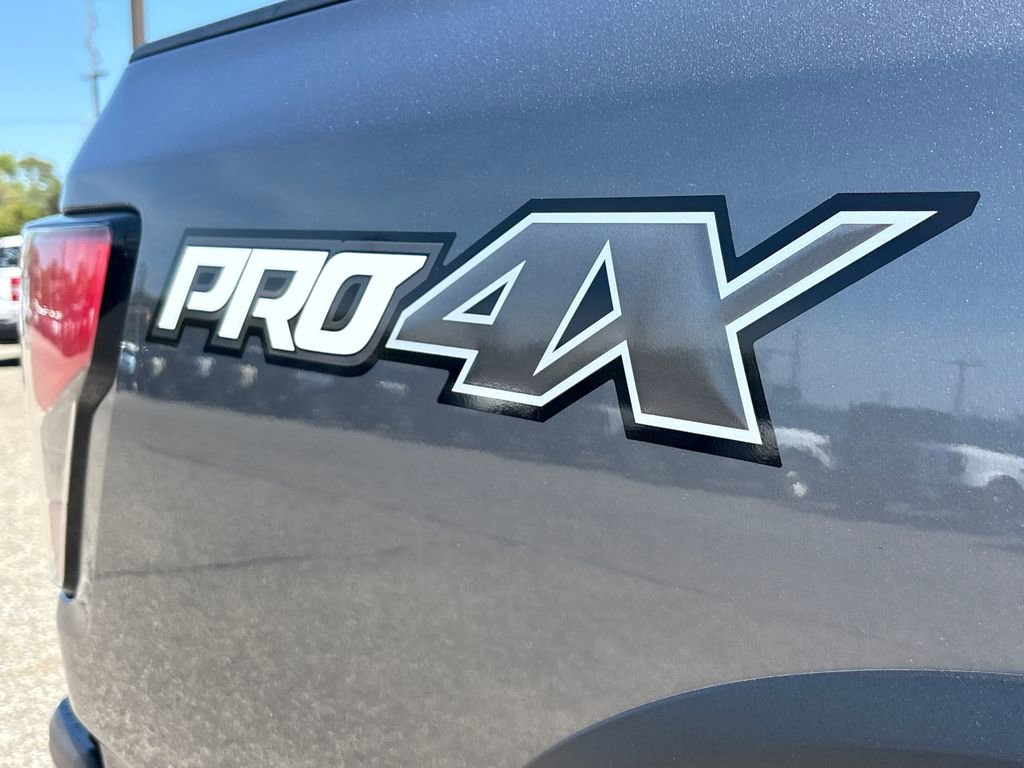 Used 2023 Nissan Titan PRO-4X w/ Pro-4x Convenience Package AWD/4WD image 43