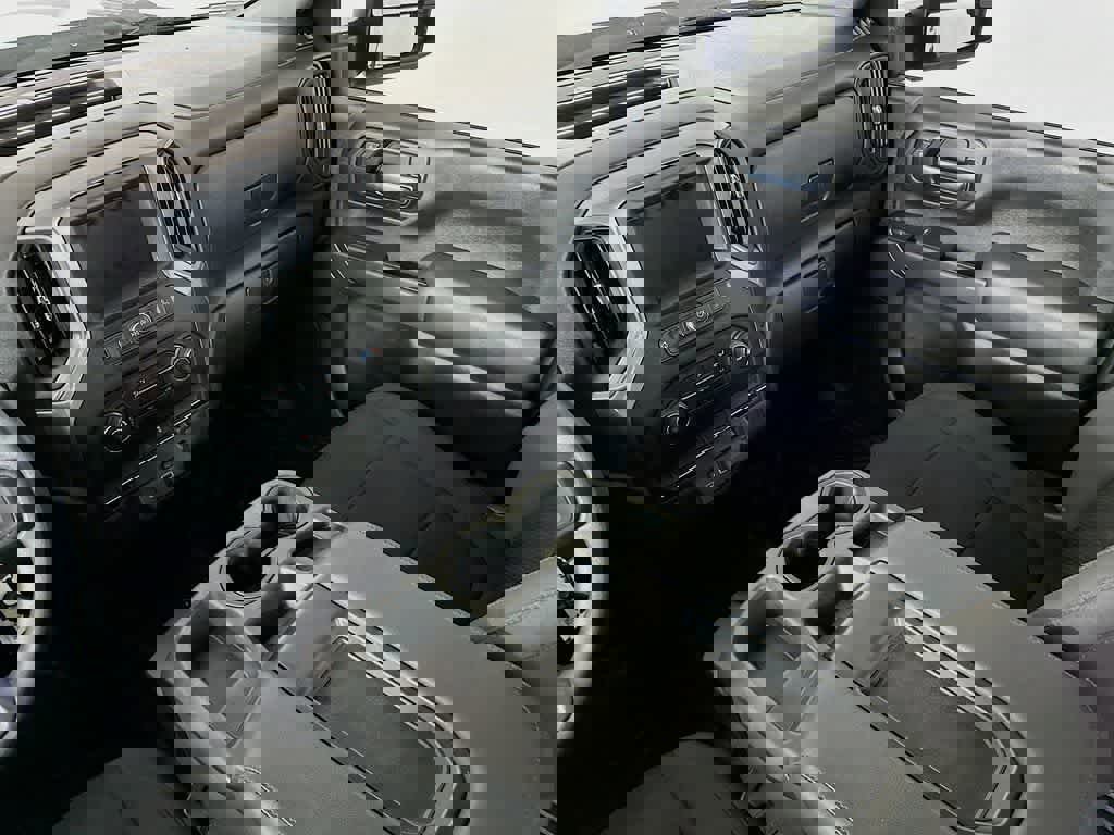 Used 2023 Chevrolet Silverado 2500 W/T image 14