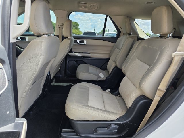 Certified 2022 Ford Explorer XLT RWD image 18